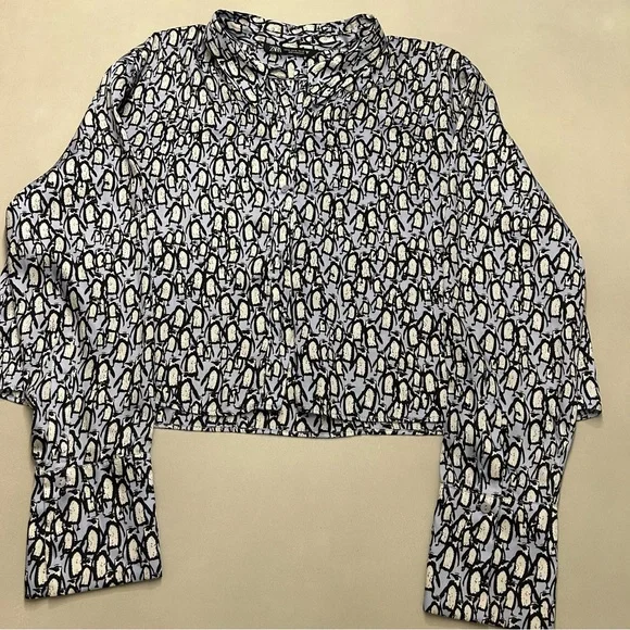 Zara Cropped Blue Penguin Print Button Down Shirt.  Size XL - Picture 5 of 5